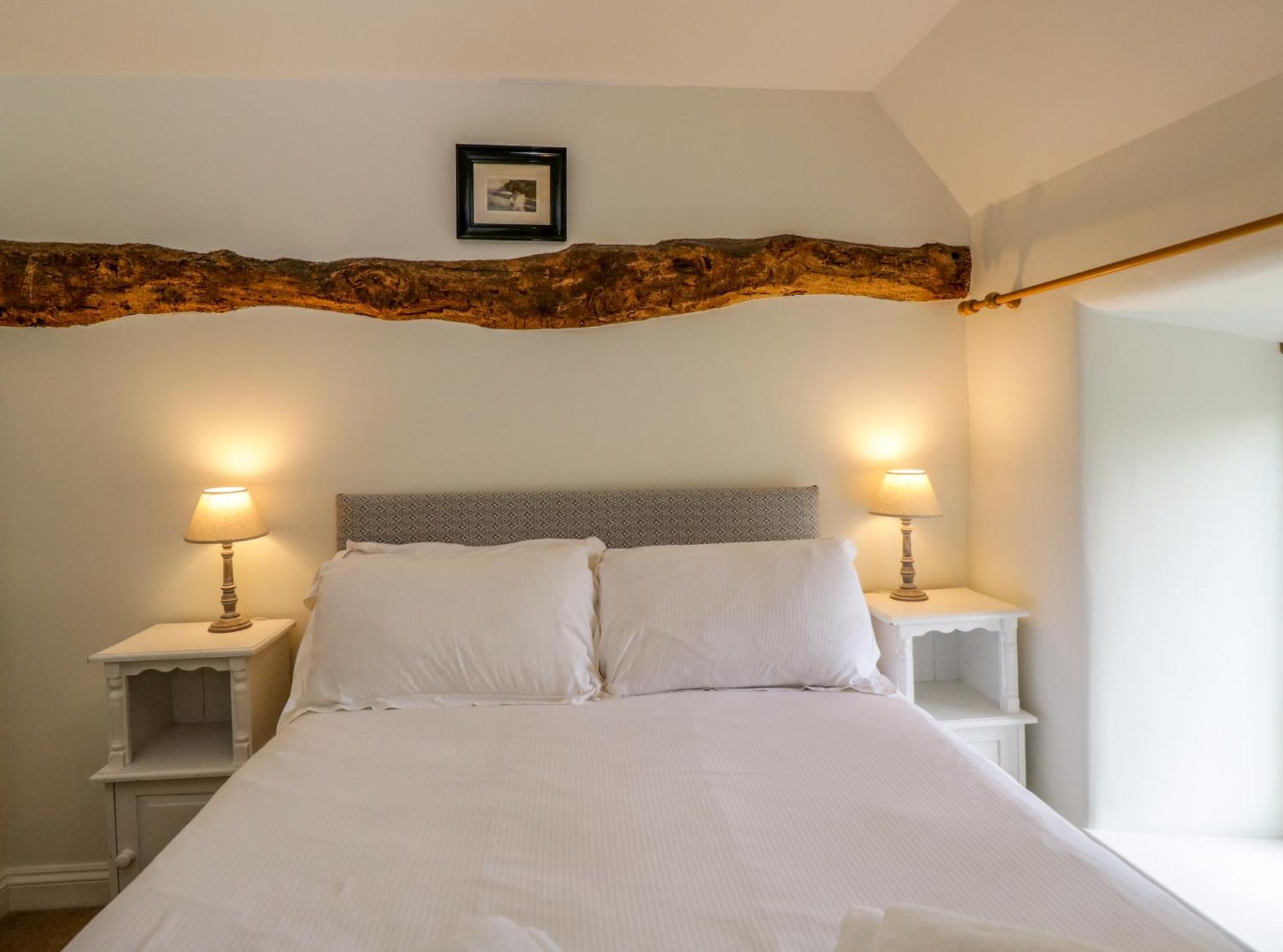 Little Owl Barn Vila Burford Exterior foto